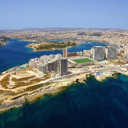 Getawaysmalta - Blue Waters Apartment In Sliema * Sliema
