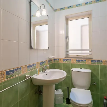 Getawaysmalta - Blue Waters Apartment In Sliema Appartement